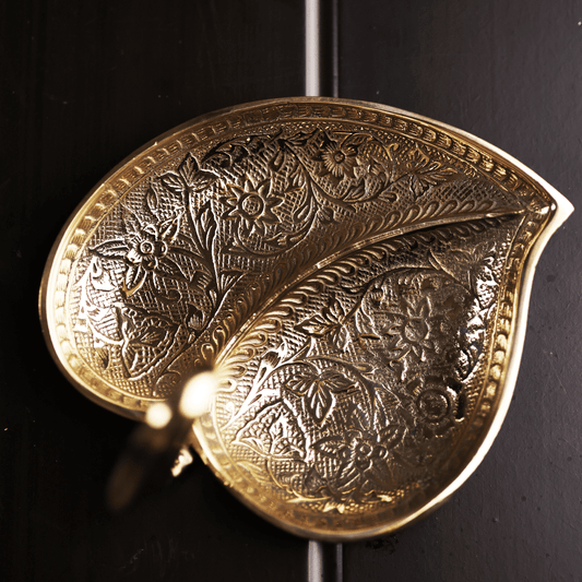 BRASS SWAN DRY FRUIT PLATTER