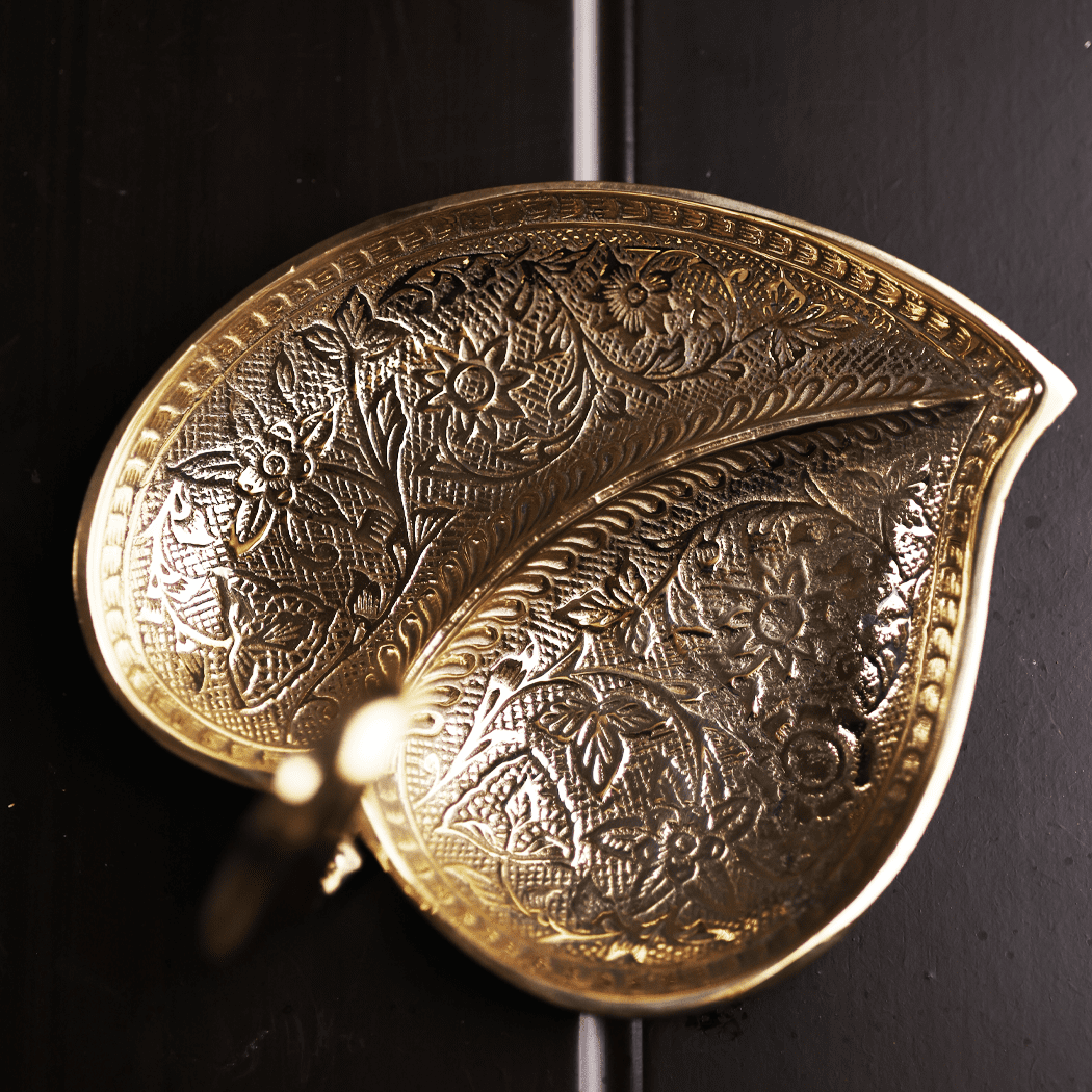 BRASS SWAN DRY FRUIT PLATTER