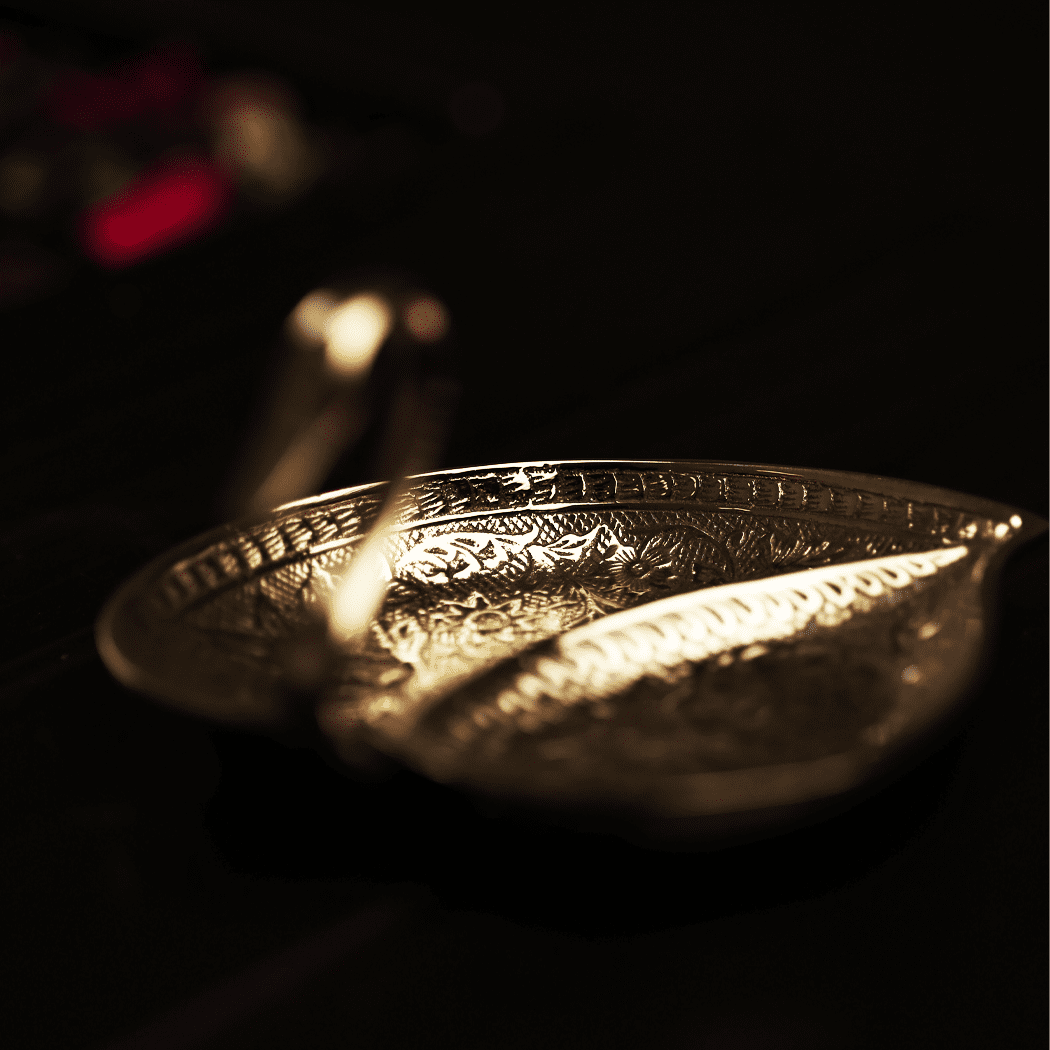 BRASS SWAN DRY FRUIT PLATTER
